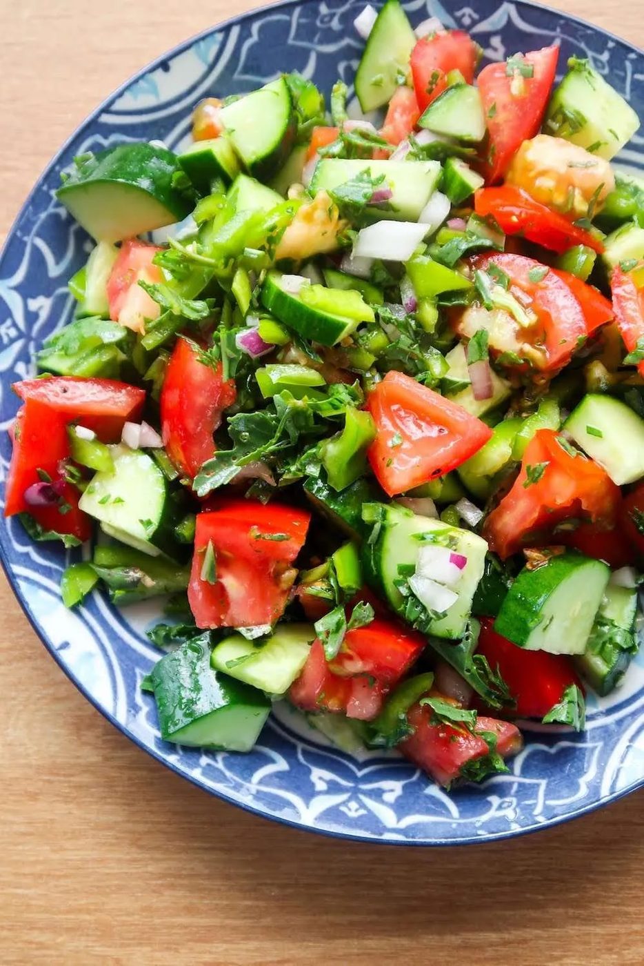 This 5-minute tomato cucumber salad recipe is fast, simple and tasty! It's gluten free, vegan, low carb and it's a reliable vegetable side…