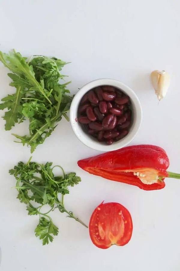 Quesadillas with beans, simple & fast, vegetarian