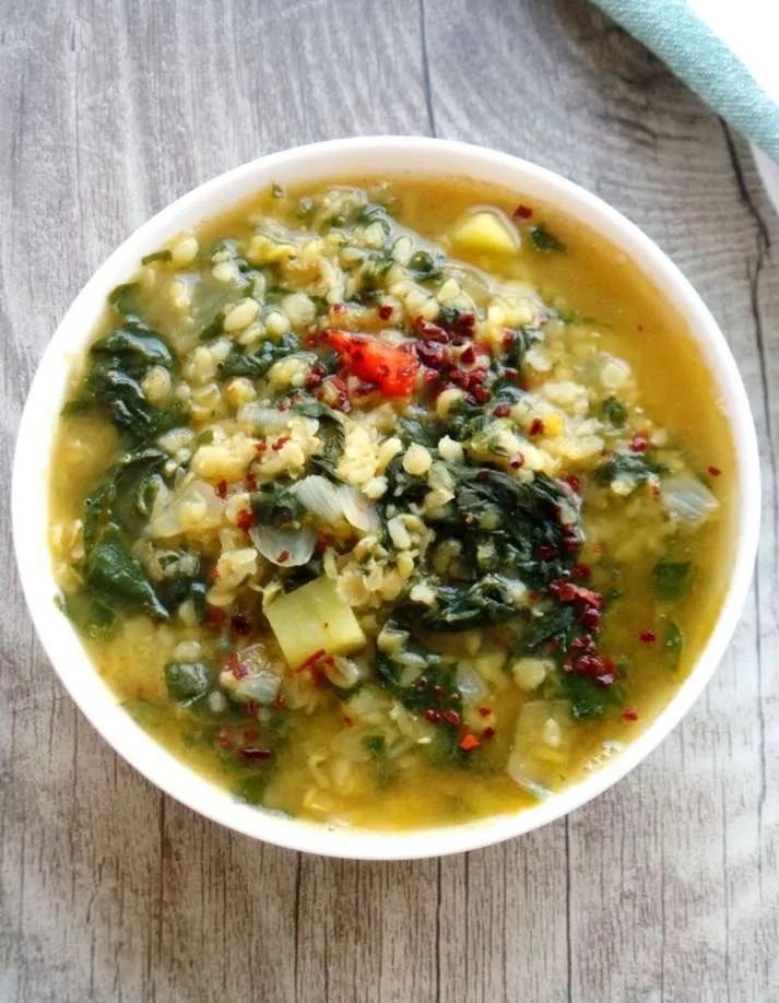 Lentils are satisfying, simple to cook and healthy. Make yourself an simple and fast healthy dinner by using one of these healthy lentil…