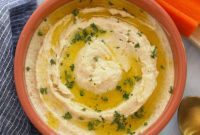 Creamy Homemade Hummus Made Easy