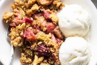 Honey-Kissed Rhubarb Crumble