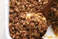 Perfectly Simple Apple Crisp
