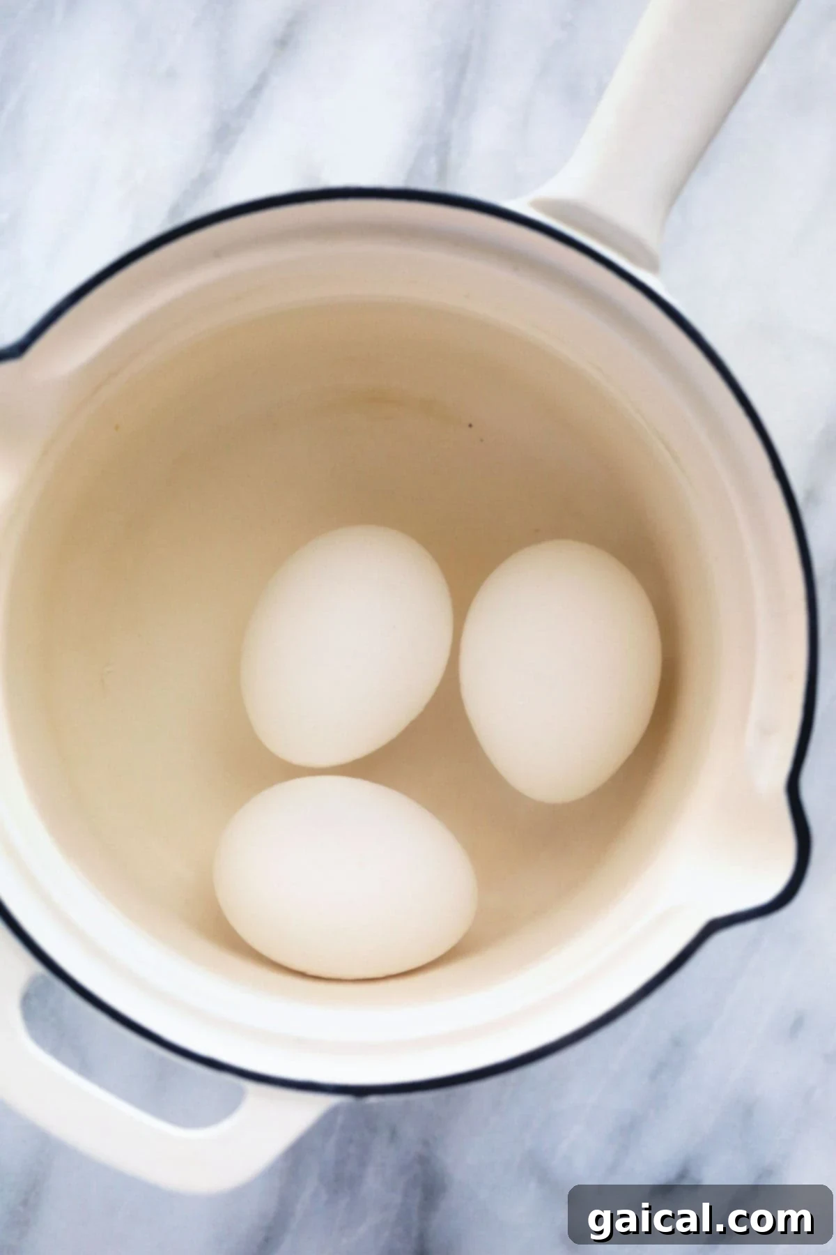 Are you ready to get PERFECT hard boiled eggs every single time? This hard boiled eggs recipe is foolproof and will get you the exact kind of yolk you want! eggs in pot with water