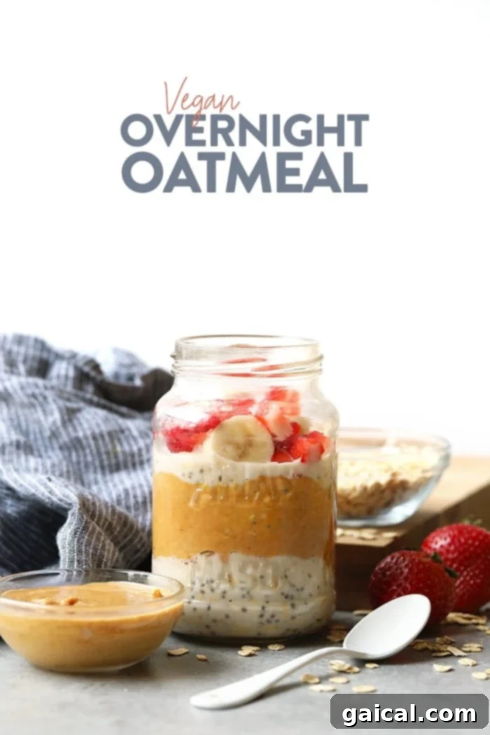 Classic Vegan Overnight Oats: Creamy & Wholesome Meal Prep Vegan overnight oatmeal in a jar topped with strawberries and bananas.