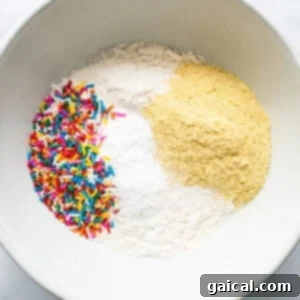 Dry ingredients for masa cookies in a bowl, perfectly mixed.