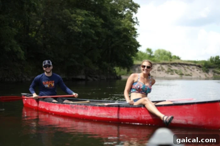 Paddle Cannon River and Savor Red Barn Pizza: Minnesota's Perfect Pairing 5 Group photo of friends enjoying their canoe trip on the Cannon River.
