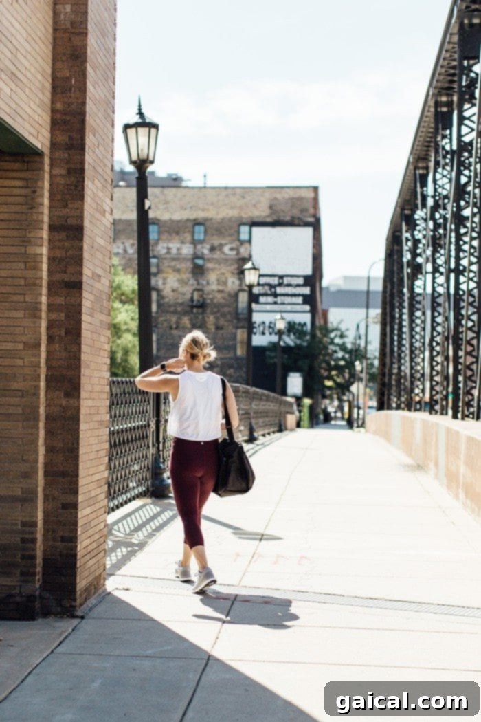 Workout Hacks for Busy College Students 3 In college and no time to workout? FALSE! Here are some tips and tricks for how to make time for working out in college!