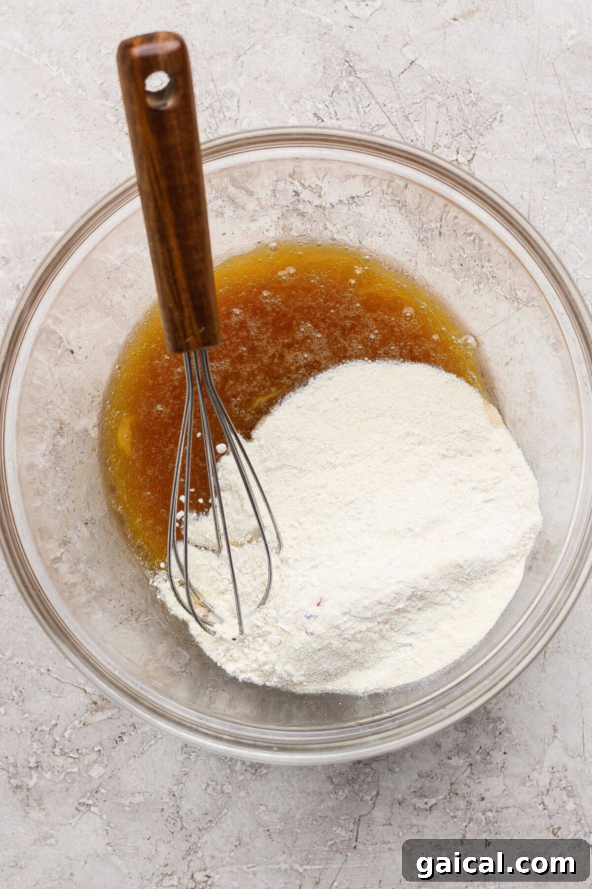 Mixing wet ingredients